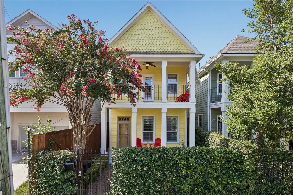 Unit for sale at 5818 Kiam Street, Houston, TX 77007