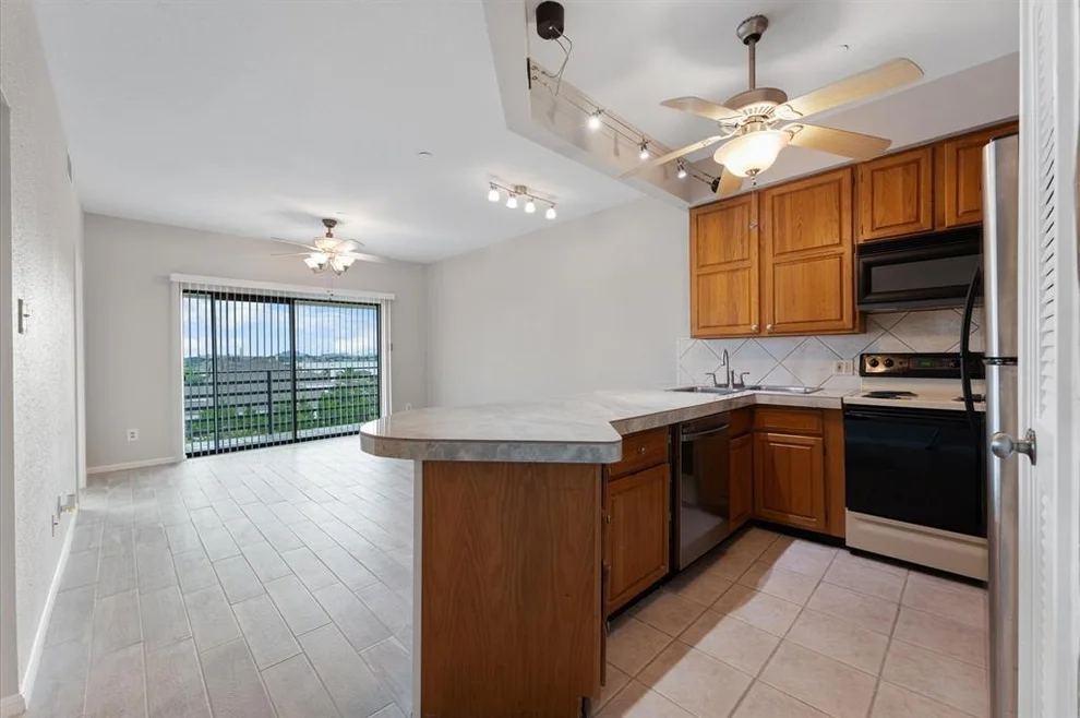 Unit for sale at 793 Davis Road, League City, TX 77573