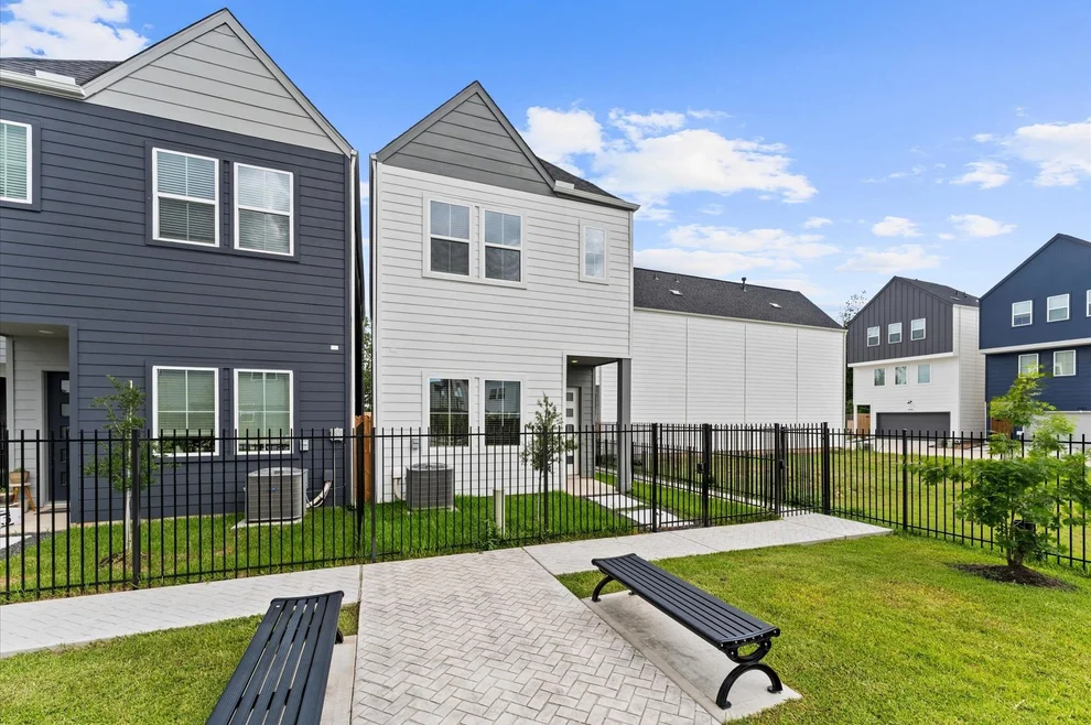 Unit for sale at 2213 Springwood Vista Lane, Houston, TX 77055