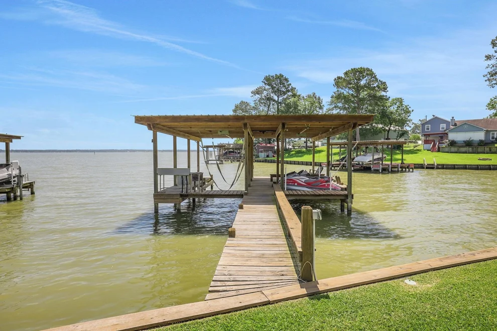Unit for sale at 321 E Woodland Shores Drive, Point Blank, TX 77364