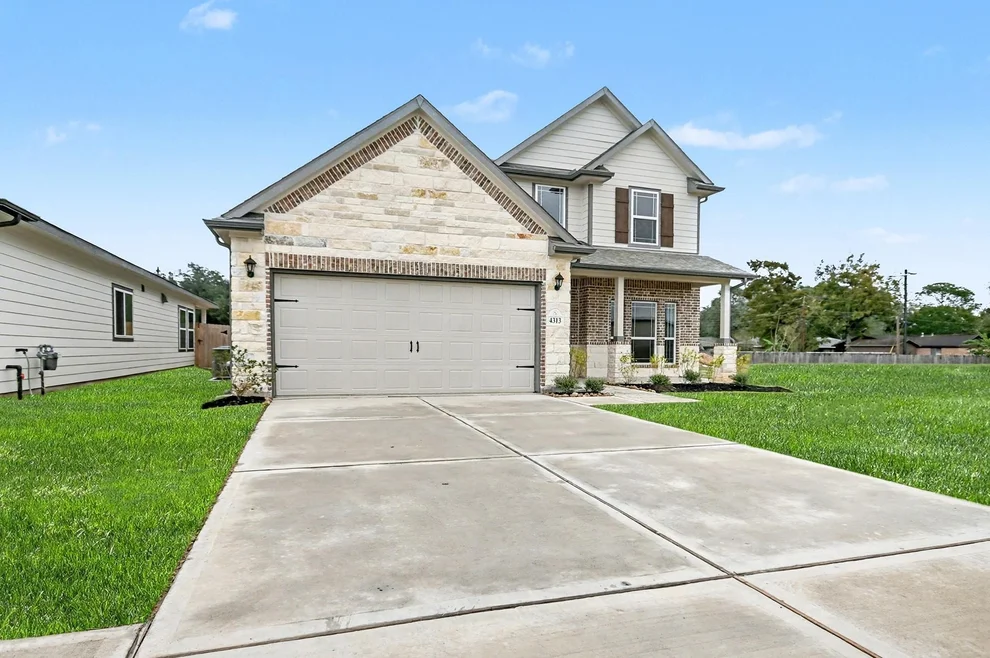 Unit for sale at 4313 Ellison Street, Bay City, TX 77414