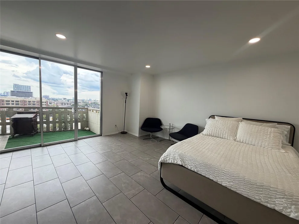 Unit for sale at 2016 Main Street, Houston, TX 77002