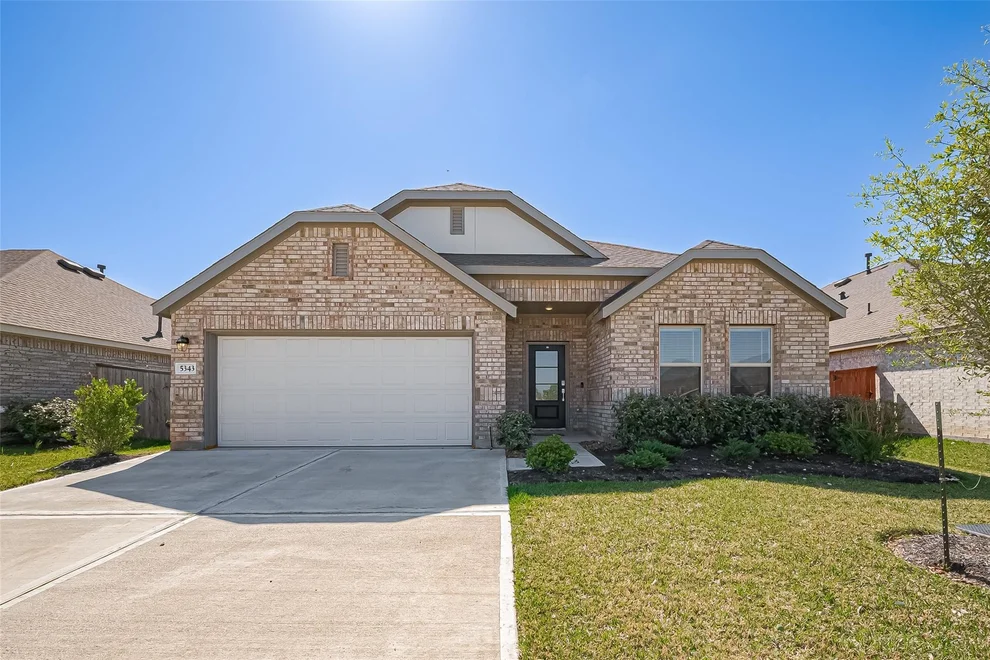 Unit for sale at 5343 Sleepy Fox Lane, Richmond, TX 77469