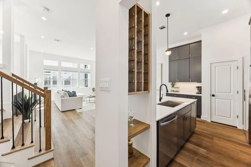 Unit for sale at 2125 Hoskins Drive, Houston, TX 77080