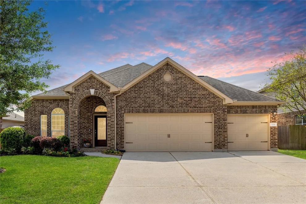 Unit for sale at 3214 Clover Trace Drive, Spring, TX 77386