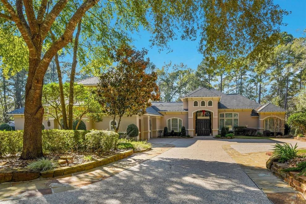 Unit for sale at 6166 Canyon Ridge Lane, Conroe, TX 77304