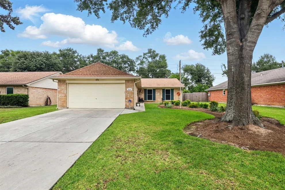 Unit for sale at 9314 Magnolia Ridge Drive, Houston, TX 77070