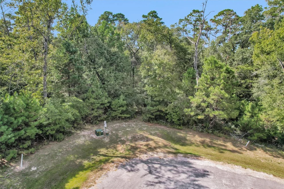 Unit for sale at 50 Firewood Road, Huntsville, TX 77340