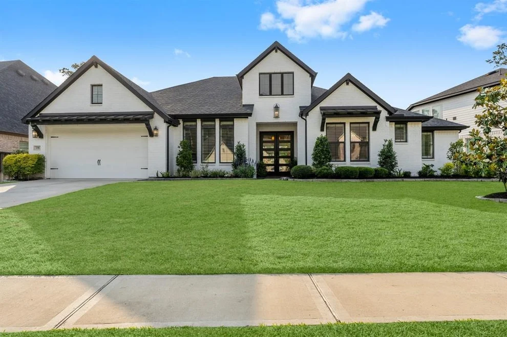 Unit for sale at 739 Majestic Shores Lane, Pinehurst, TX 77362