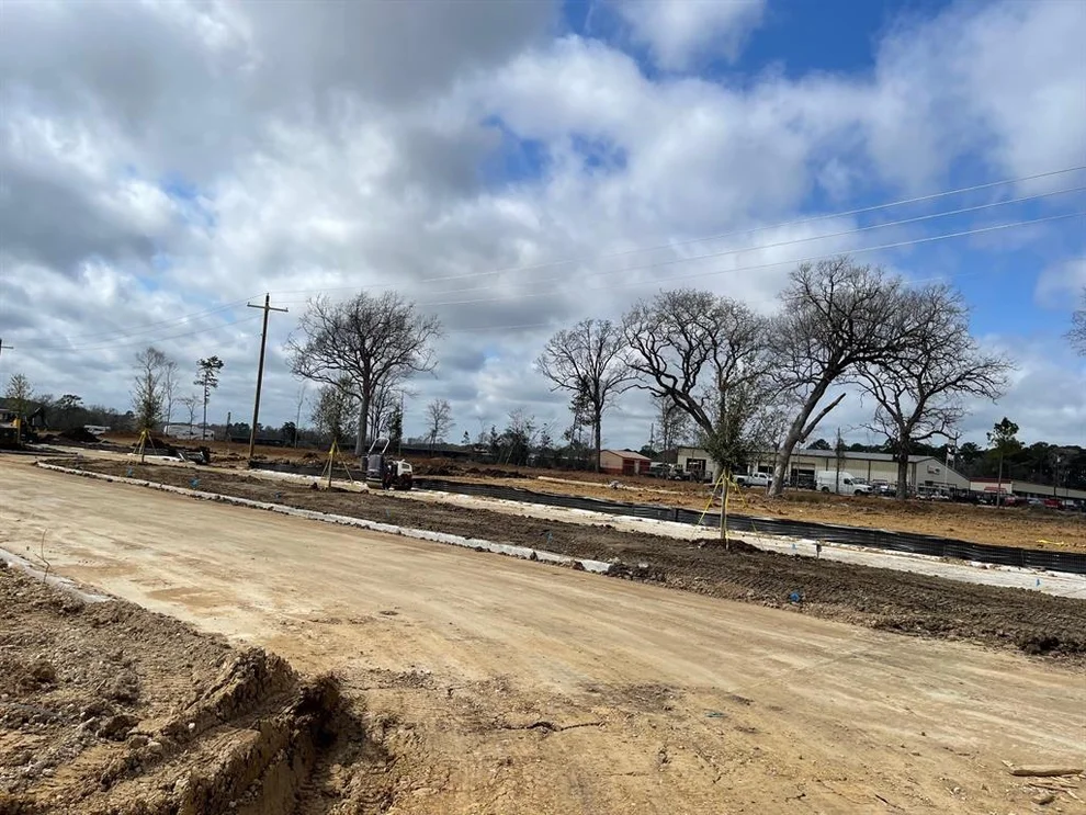 Unit for sale at 12027 Curlin Drive, Willis, TX 77318