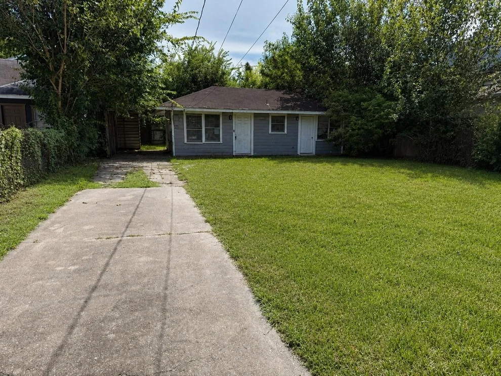 Unit for sale at 4606 Schroeder Street, Houston, TX 77011