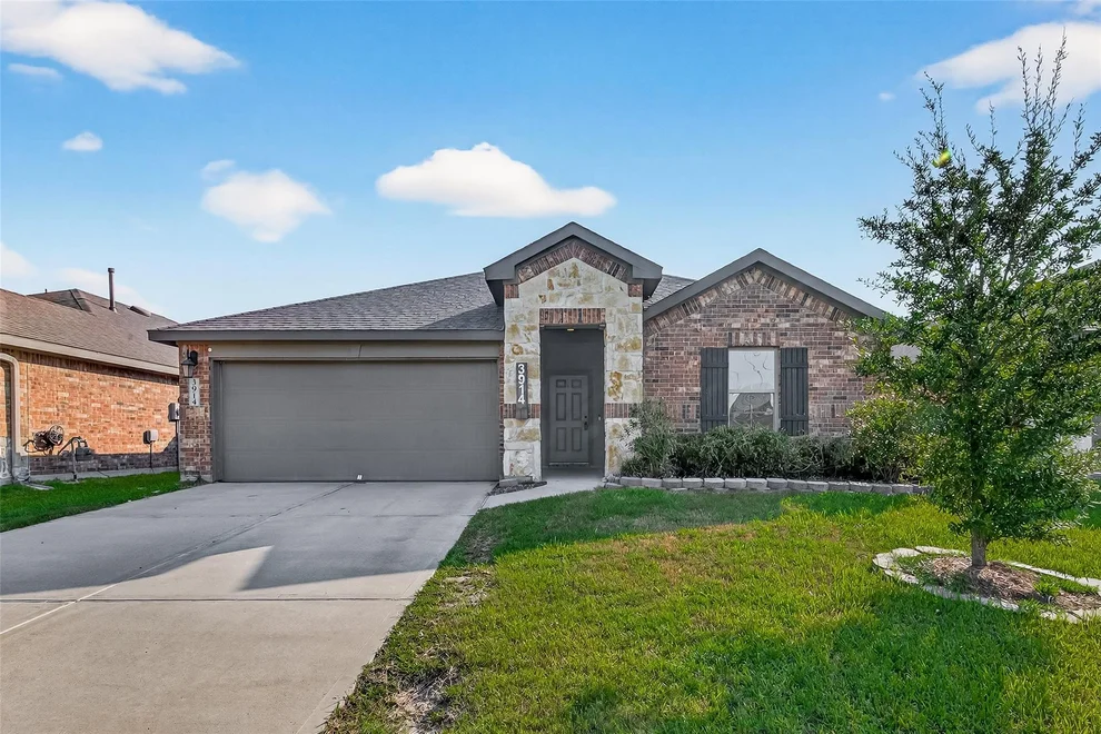 Unit for sale at 3914 Hawaiian Court, Baytown, TX 77521