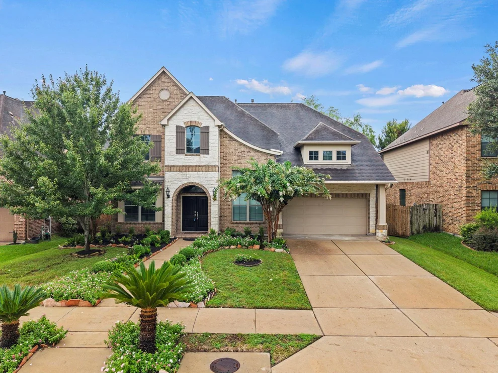 Unit for sale at 66 Genova Way Lane, Missouri City, TX 77459