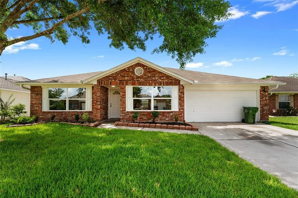 Unit for sale at 7815 Brook Trail Circle, Houston, TX 77040
