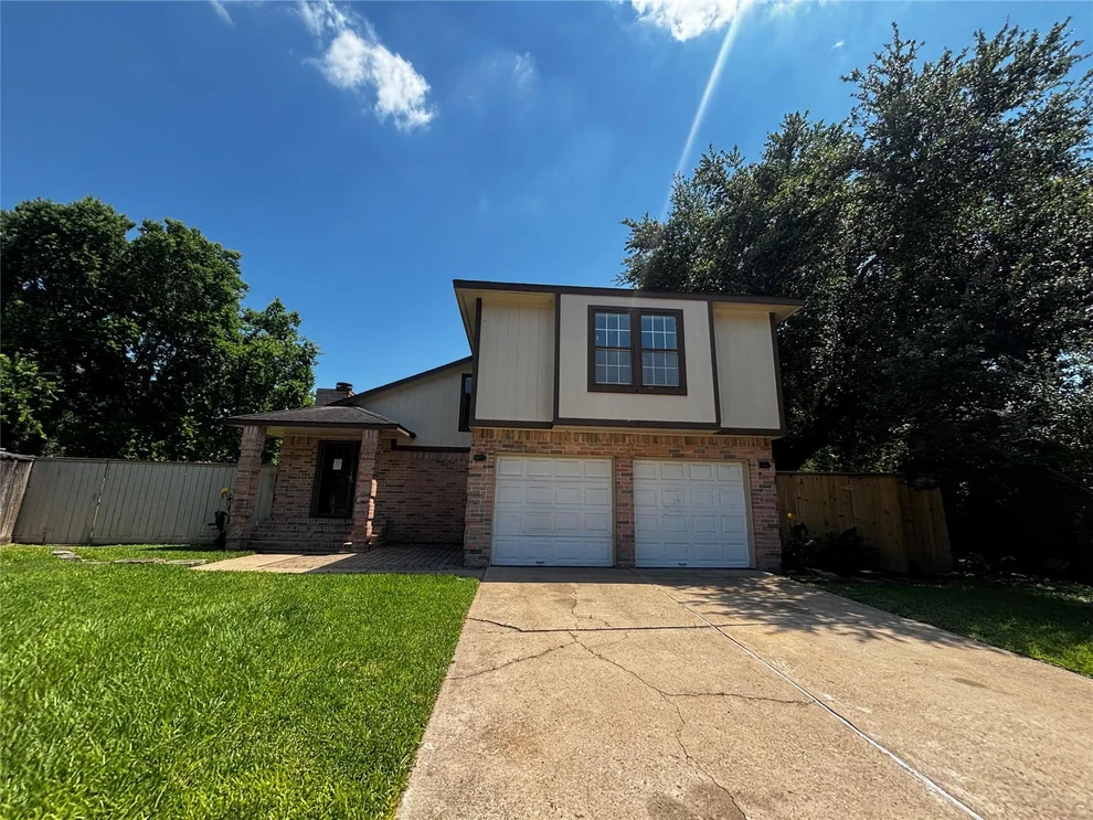 Unit for sale at 7726 Sorbete Drive, Houston, TX 77083