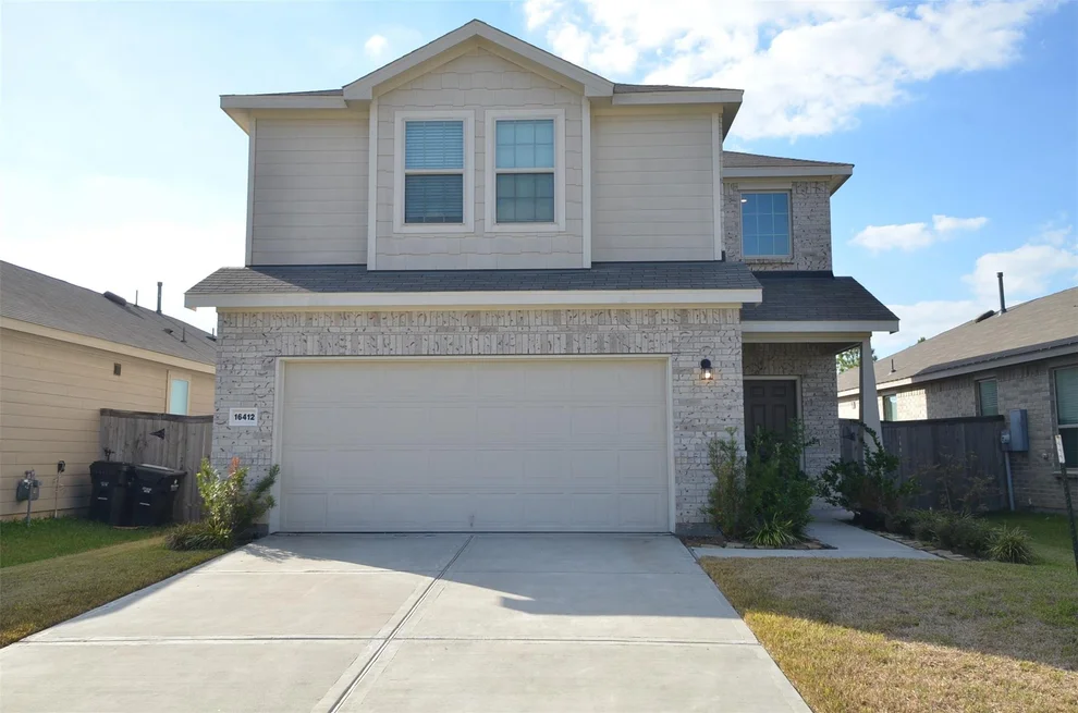 Unit for sale at 16412 Big Hickory Dr, Conroe, TX 77302