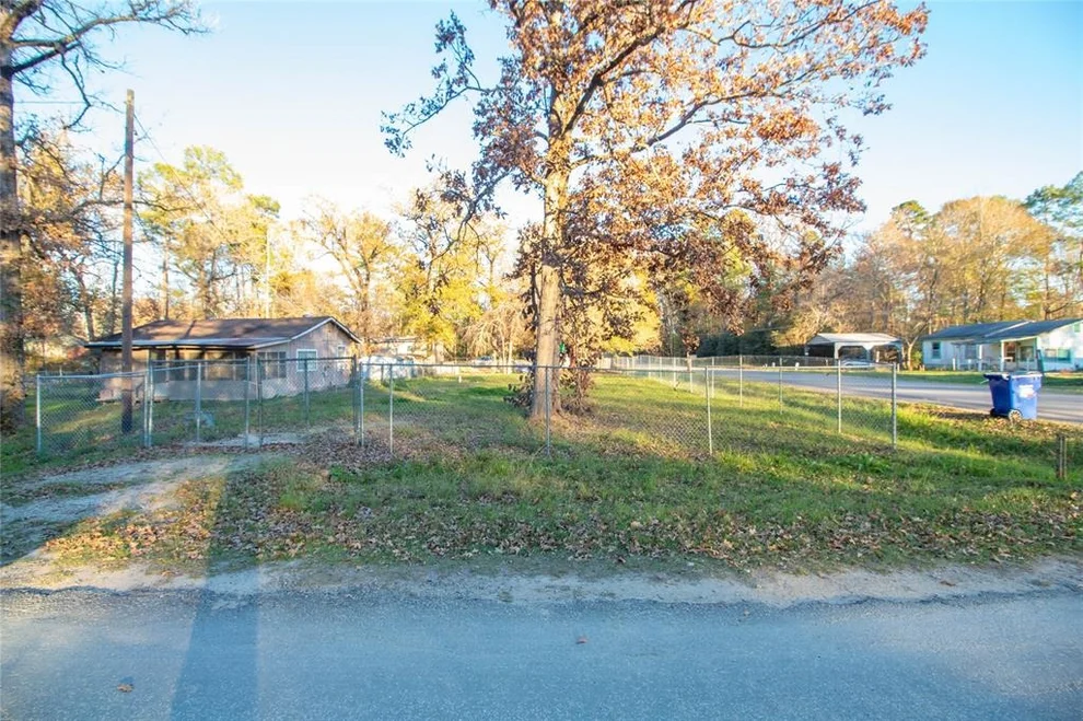 Unit for sale at 000 White Perch Lane, Trinity, TX 75862