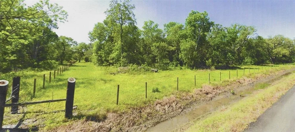 Unit for sale at 0 County Road 28, Bailey's Prairie, TX 77515