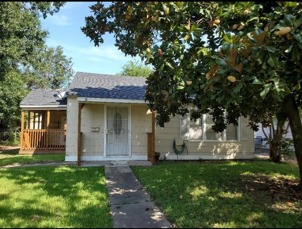 Unit for sale at 6523 Moss Rose Street, Houston, TX 77087