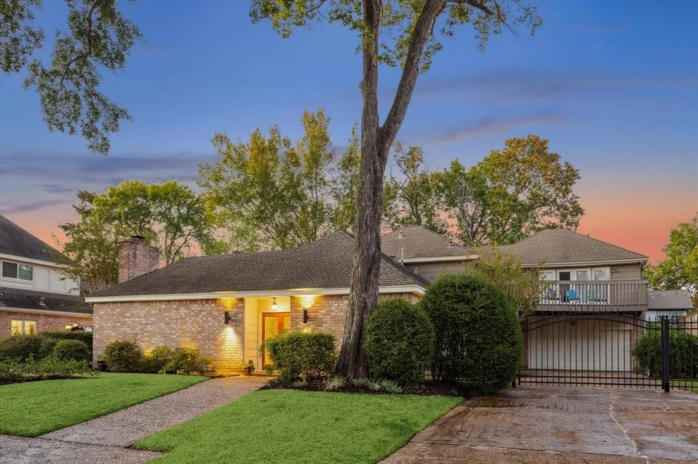Unit for sale at 1122 Daria Drive, Houston, TX 77079