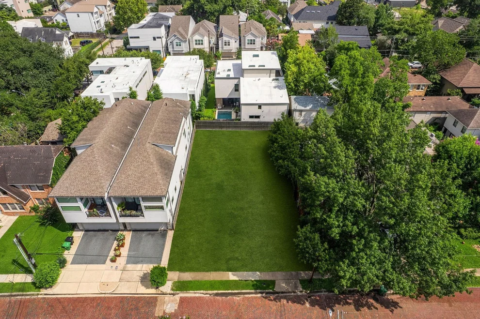 Unit for sale at 1524 Michigan Street, Houston, TX 77006