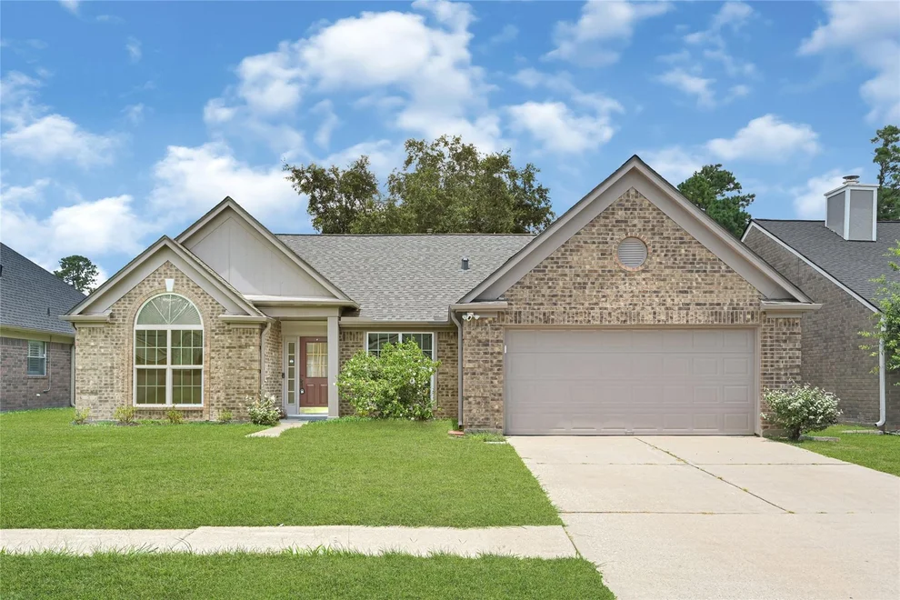 Unit for sale at 8818 Driftstone Drive, Spring, TX 77379