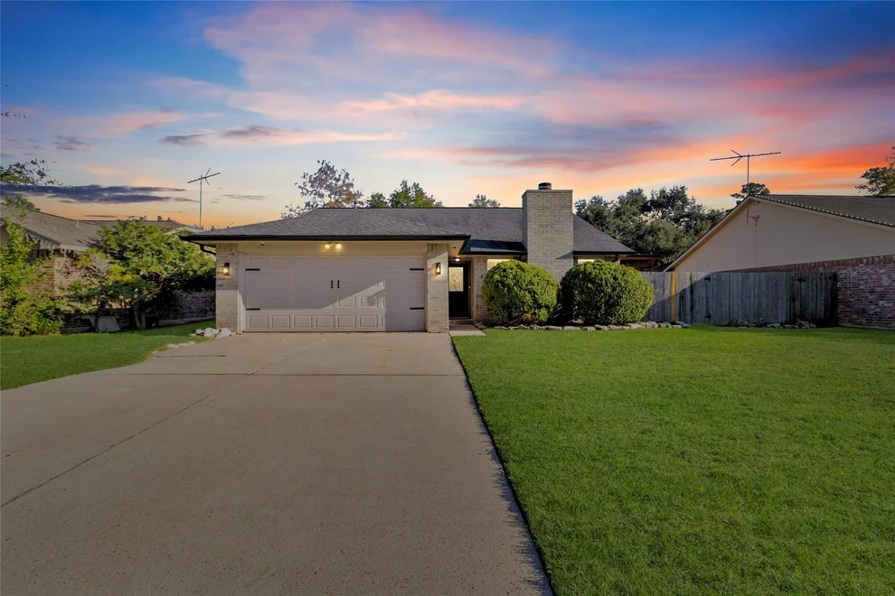 Unit for sale at 9919 Loch Dane Drive, Houston, TX 77070