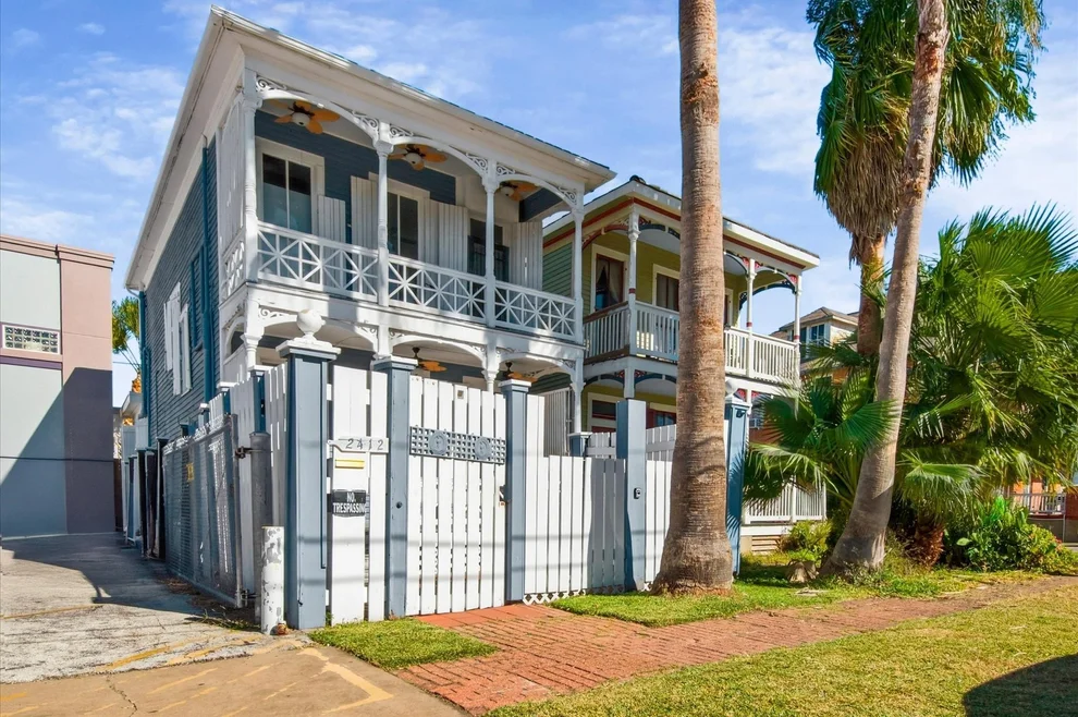 Unit for sale at 2412 Winnie Street, Galveston, TX 77550