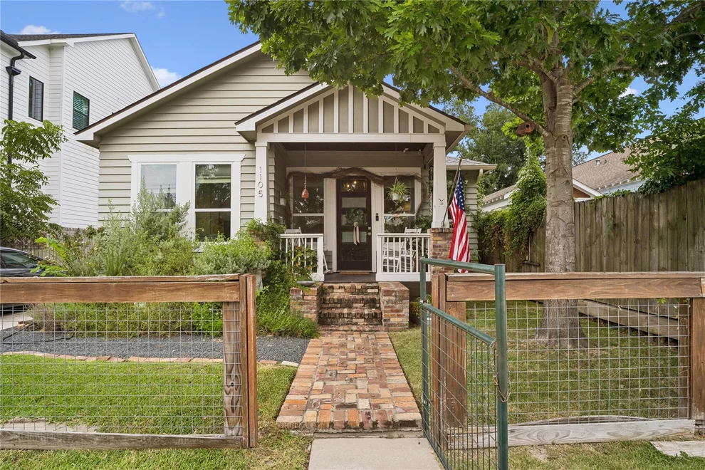 Unit for sale at 1105 Tabor Street, Houston, TX 77009
