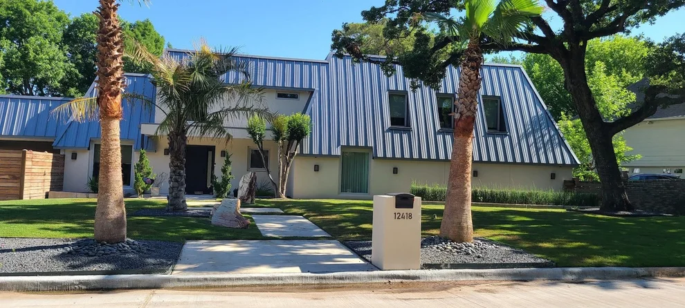 Unit for sale at 12418 Honeywood Trail, Houston, TX 77077