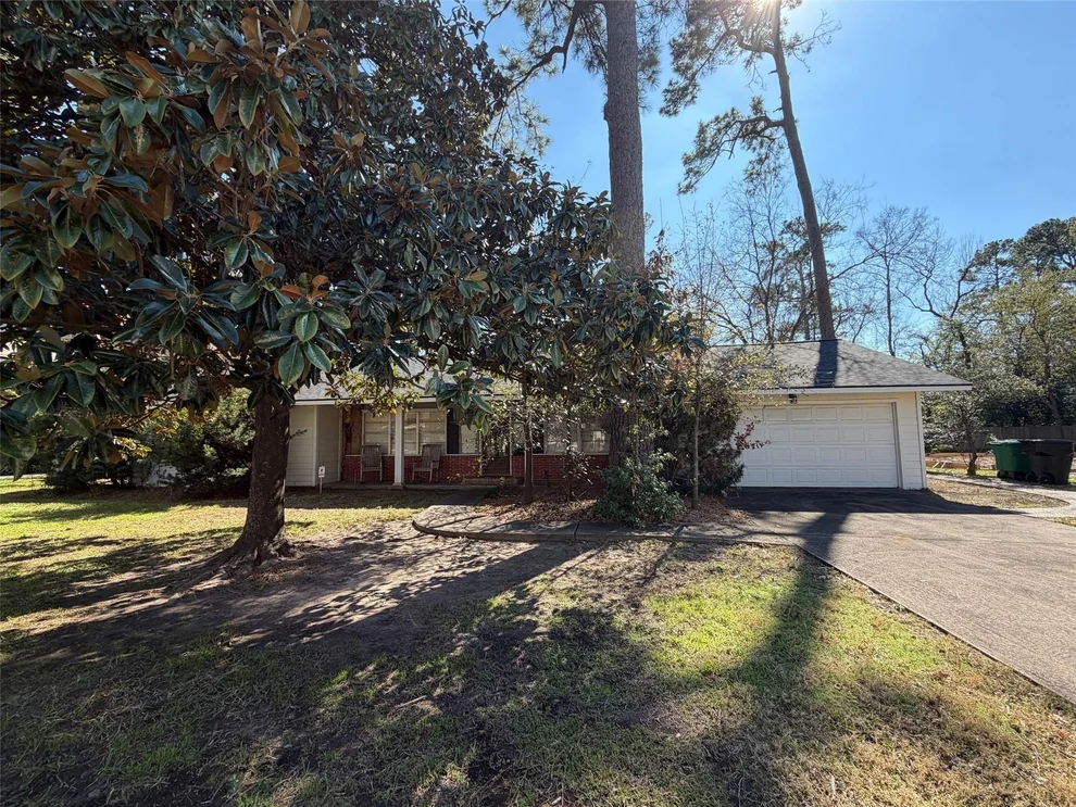 Unit for sale at 7715 Bryonwood Drive, Houston, TX 77055