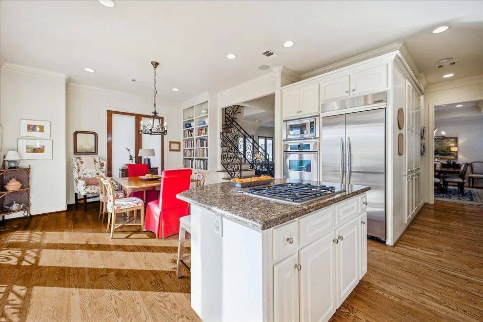 Unit for sale at 2025 Park Street, Houston, TX 77019