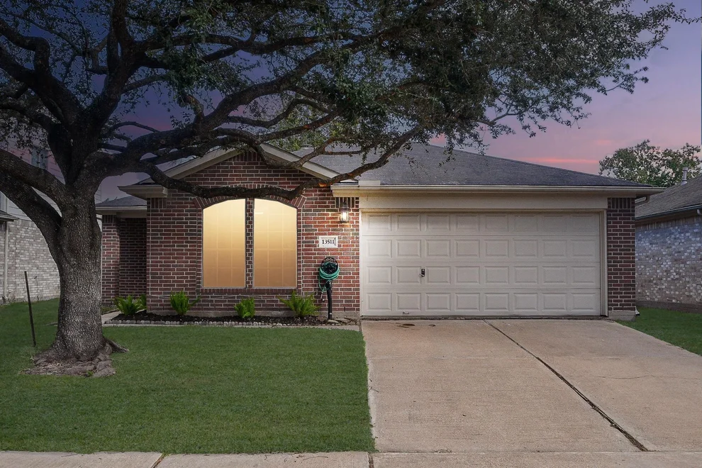 Unit for sale at 13511 Titus Point, Houston, TX 77085