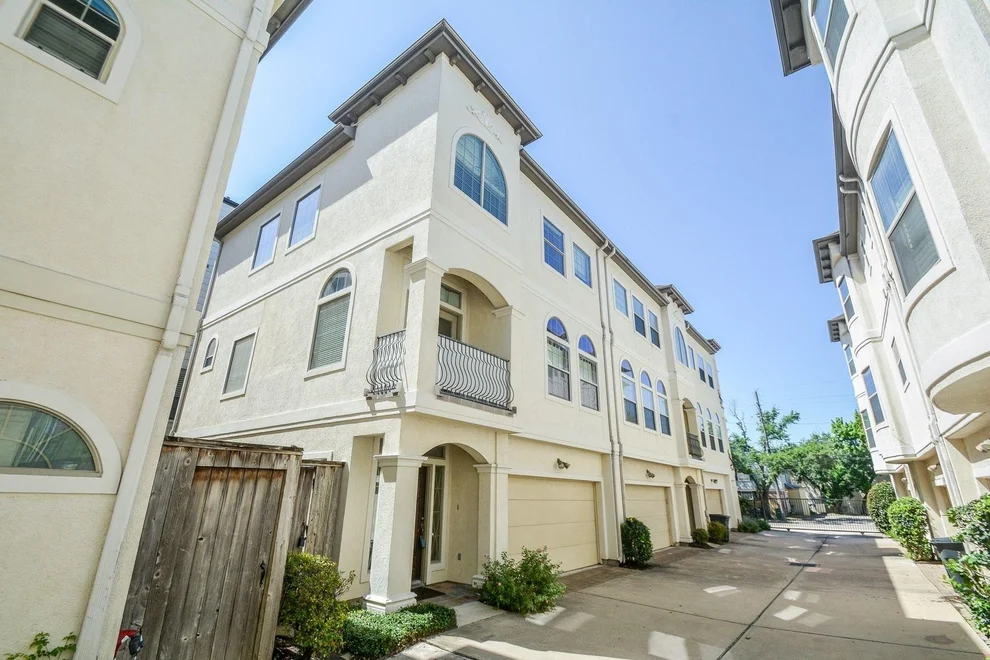 Unit for sale at 101 Drew Street, Houston, TX 77006