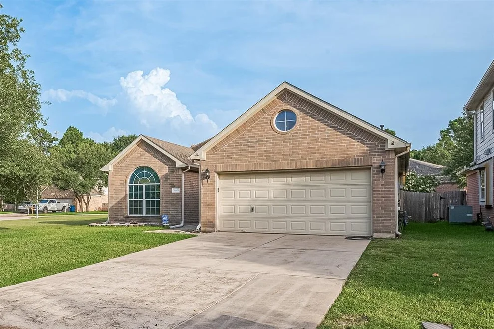 Unit for sale at 30606 S Sulphur Creek Drive, Magnolia, TX 77355