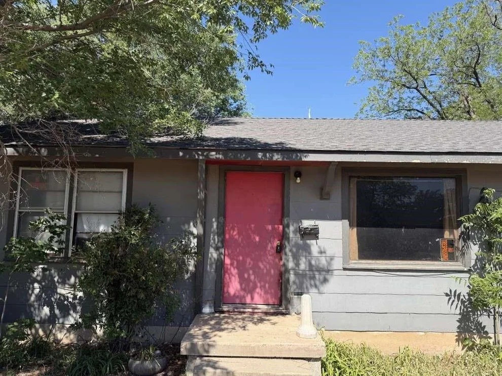Unit for sale at 223 Cherry Avenue, Dumas, TX 79029