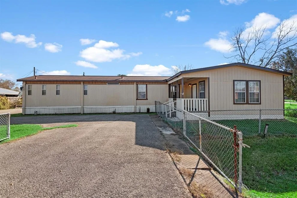 Unit for sale at 10422 Ben Venue Street, Crosby, TX 77532