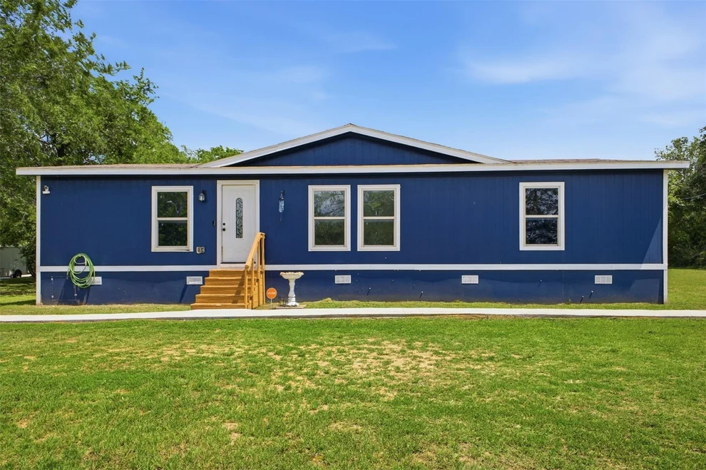 Unit for sale at 704 Riley Street, Rockdale, TX 76567