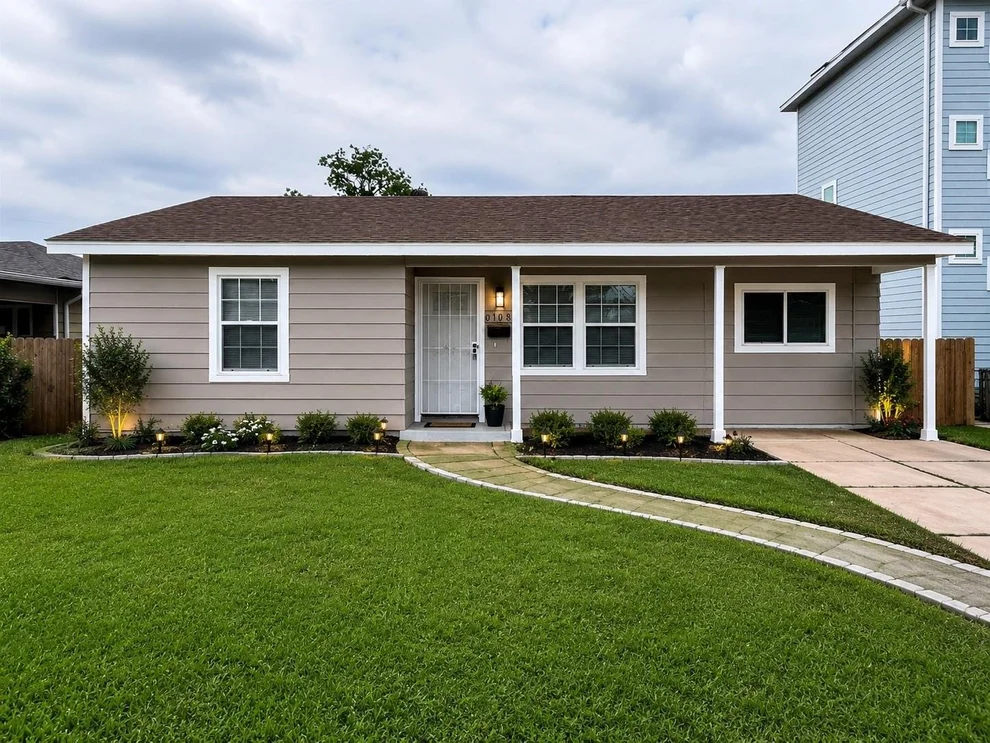 Unit for sale at 6708 Saint Augustine Street, Houston, TX 77021