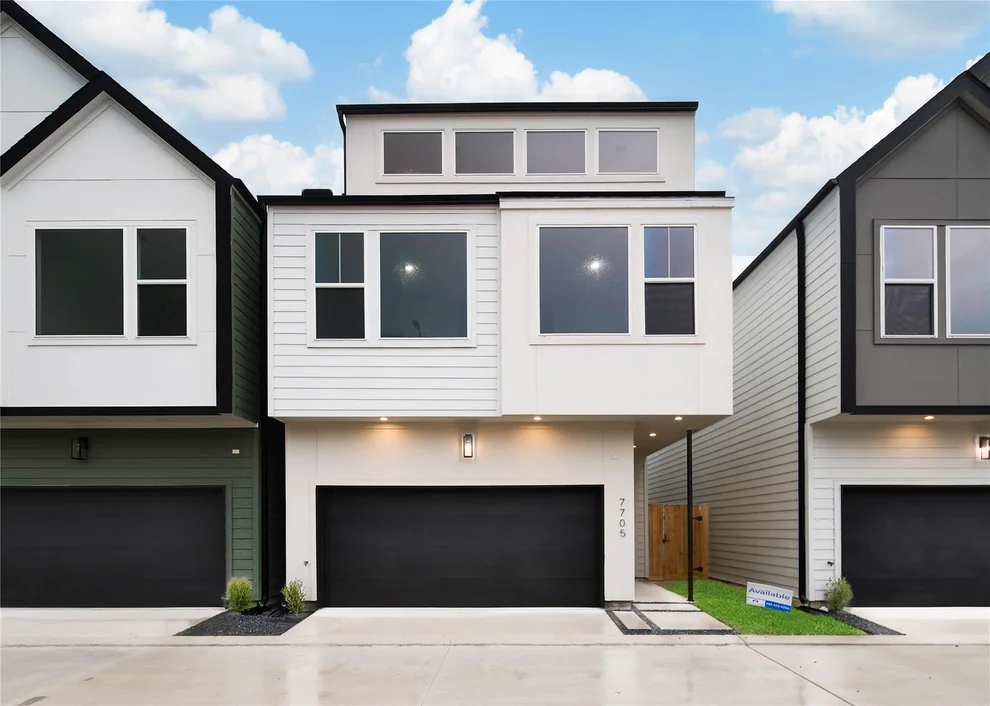 Unit for sale at 7705 Inwood Grove Lane, Houston, TX 77088