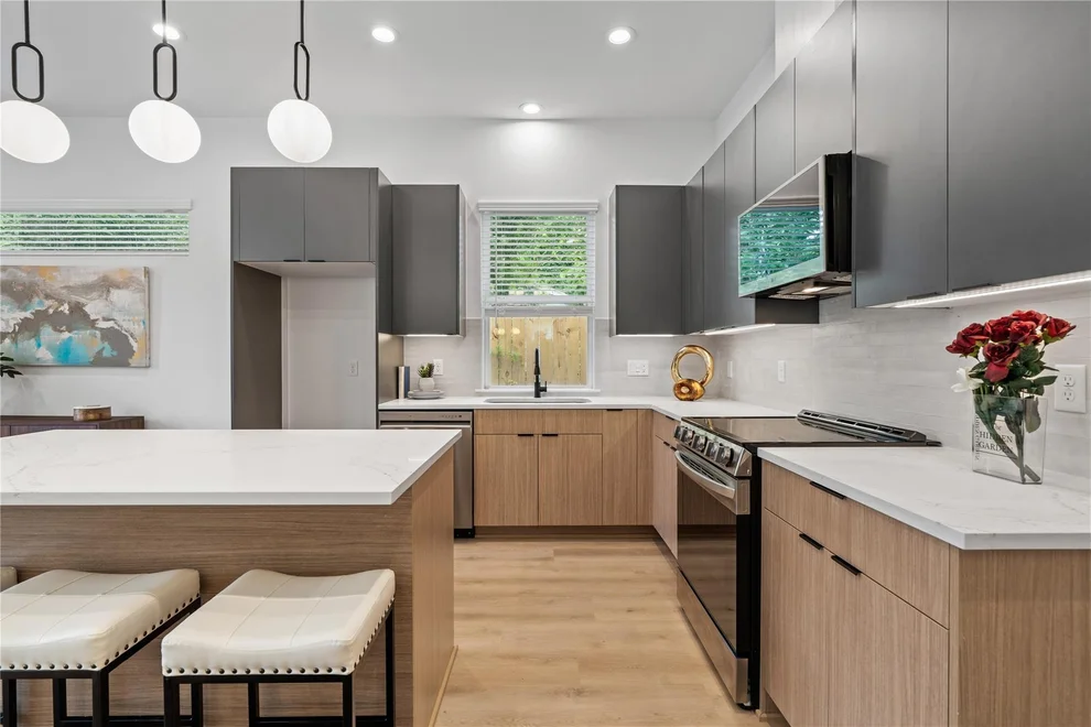 Unit for sale at 4724 Coke Street, Houston, TX 77020