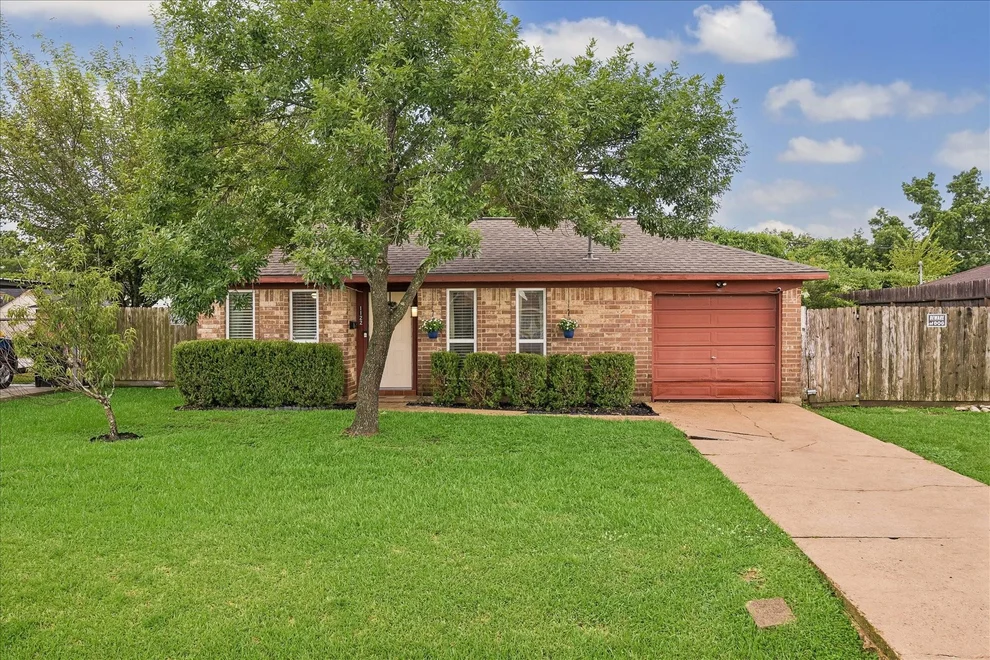 Unit for sale at 1122 Sunny Drive, Houston, TX 77037