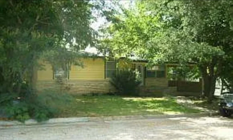 Unit for sale at 114 Hillcrest Drive, Gatesville, TX 76528