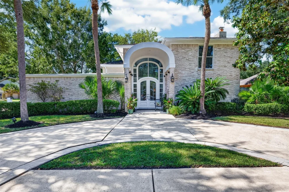 Unit for sale at 1003 Villa Court Drive, Seabrook, TX 77586