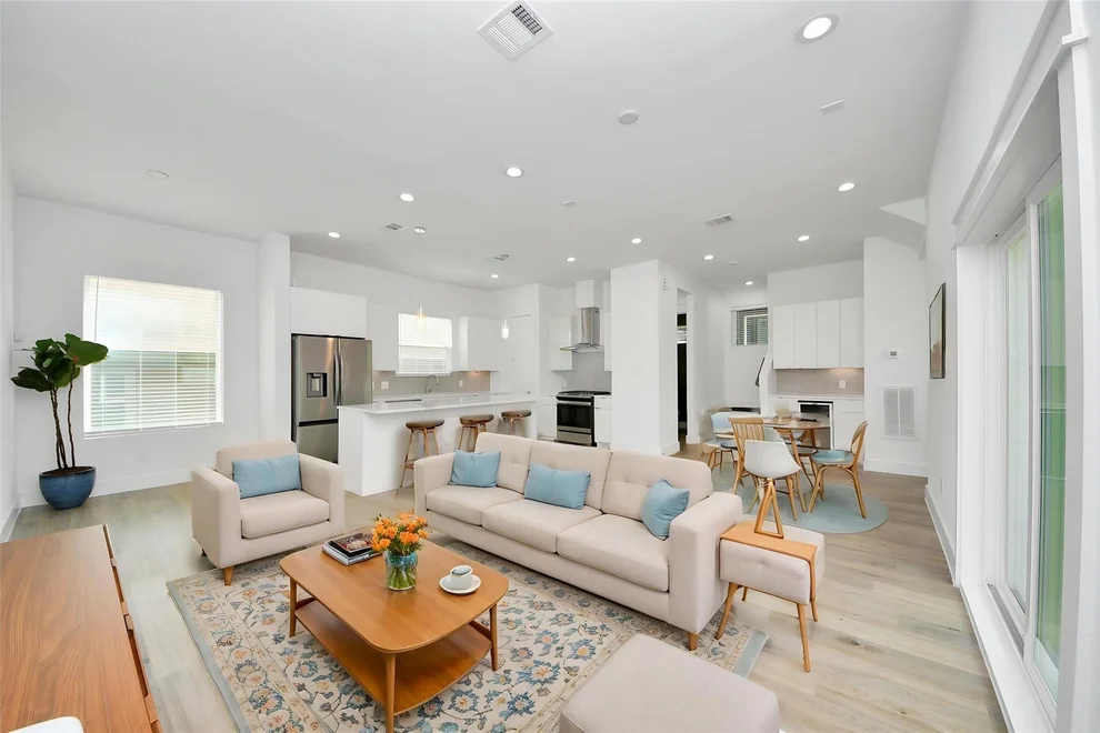 Unit for sale at 4608 Coke Street, Houston, TX 77020