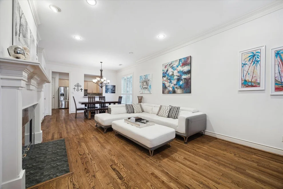 Unit for sale at 6837 Staffordshire Street, Houston, TX 77030