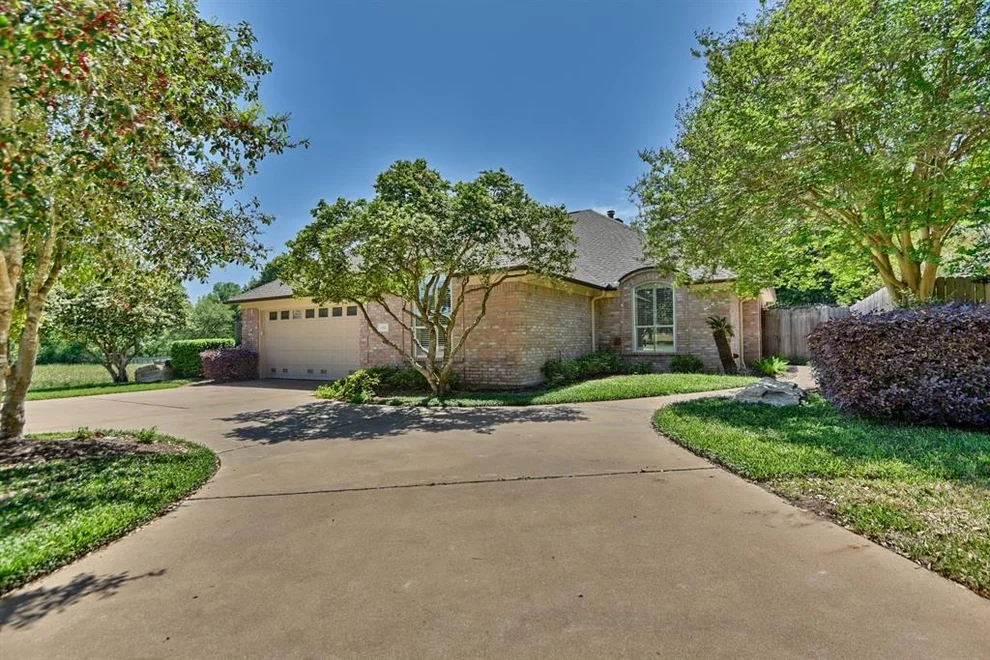 Unit for sale at 2206 Creekwood Lane, Brenham, TX 77833