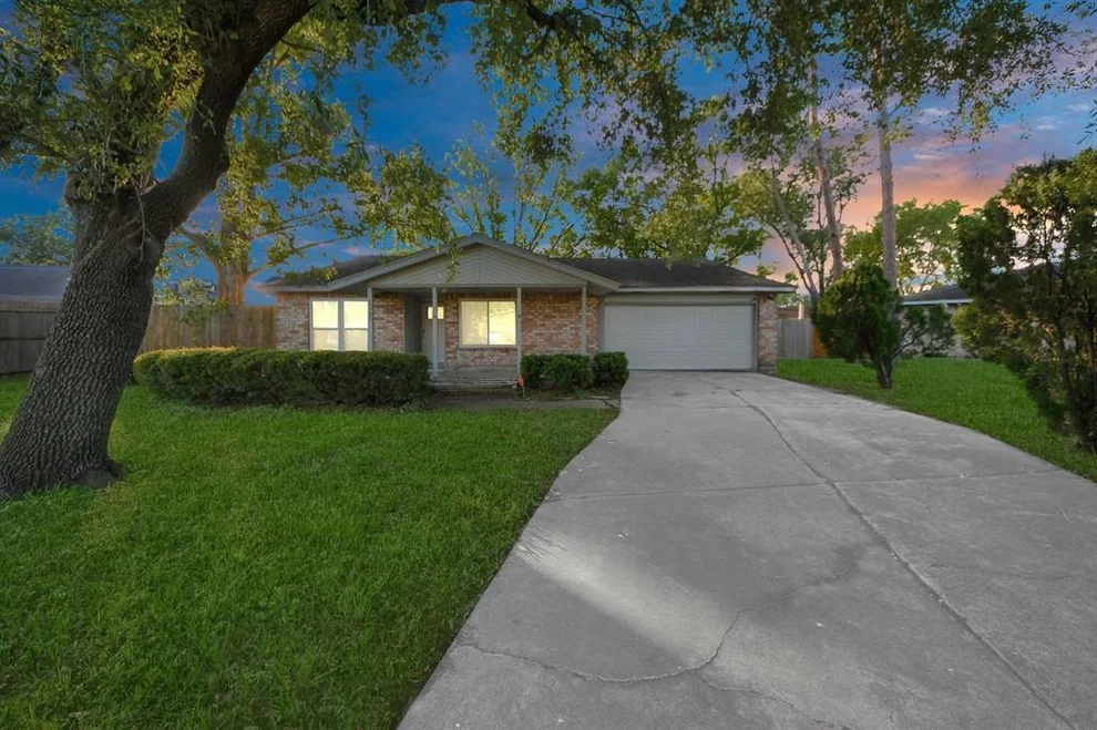 Unit for sale at 10335 Clarktower Court, Sugar Land, TX 77498