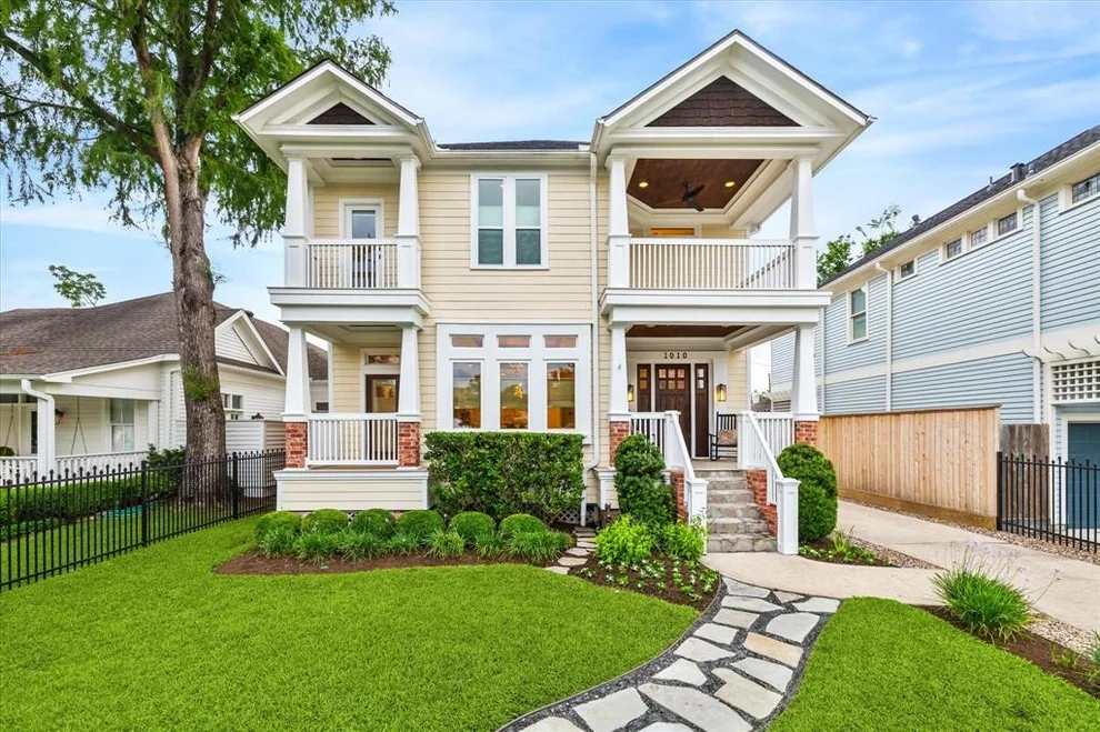 Unit for sale at 1010 Cortlandt Street, Houston, TX 77008