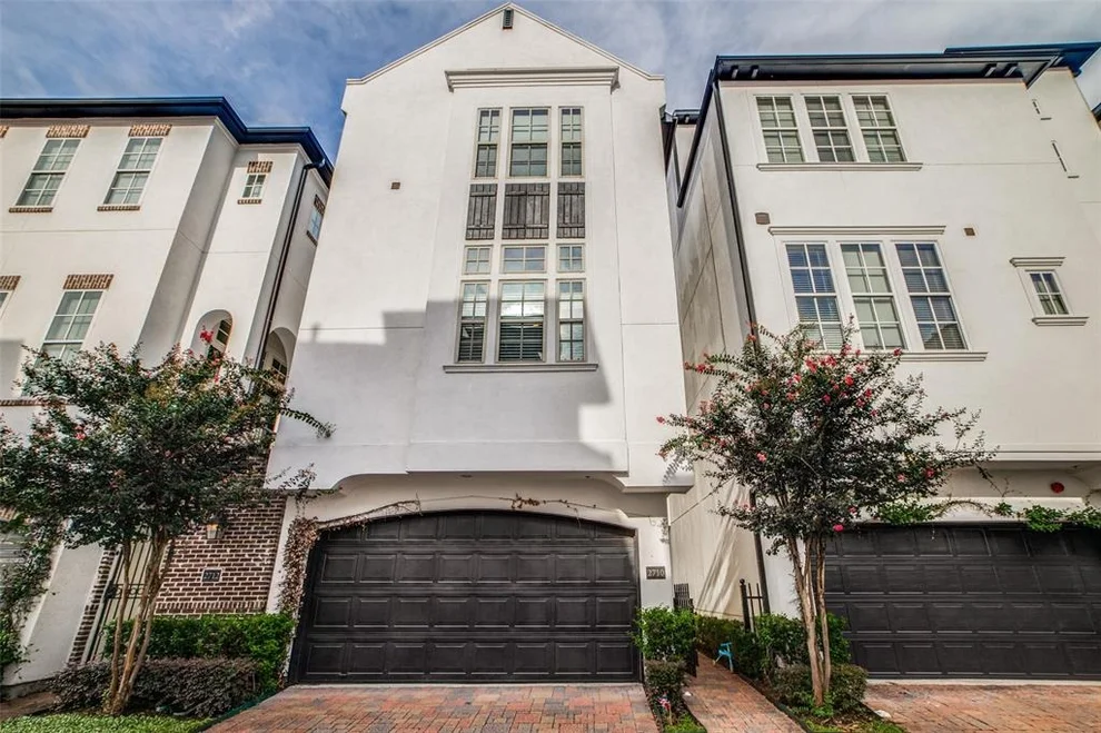 Unit for sale at 2710 Cohn Arbor Lane, Houston, TX 77007